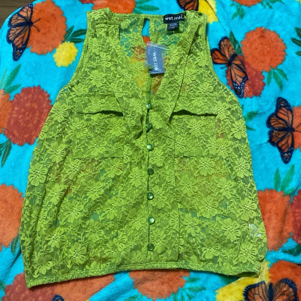 Wet Seal Green Sleeveless Button Down Blouse